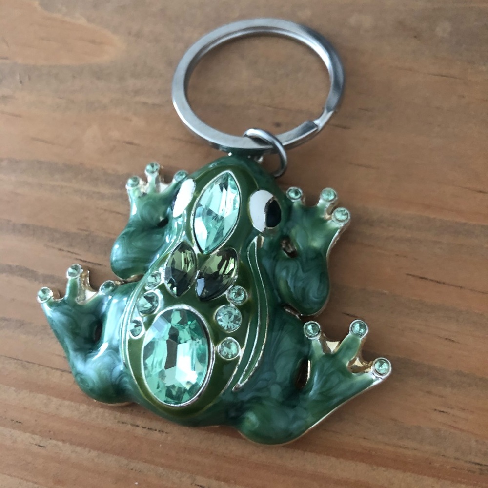 ⁺ ゚* Jeweled Frog Keychain 🐸 * • ゚ - Picture 2 of 4